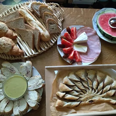 Giselle Nocleg ze śniadaniem *